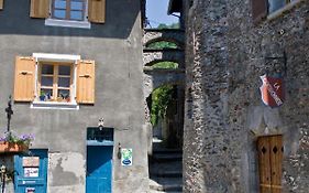 Au Cheval Blanc - Appartements Et Chambres D'Hotes